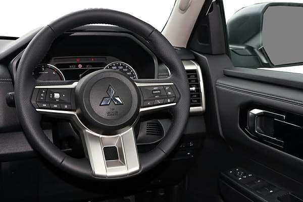 2025 Mitsubishi Triton GLS MV 4X4