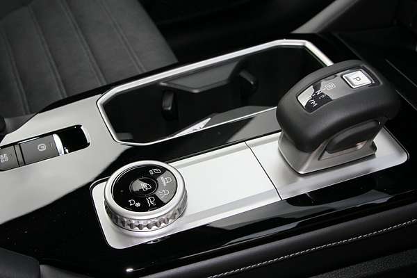 2025 Mitsubishi Outlander Aspire ZM