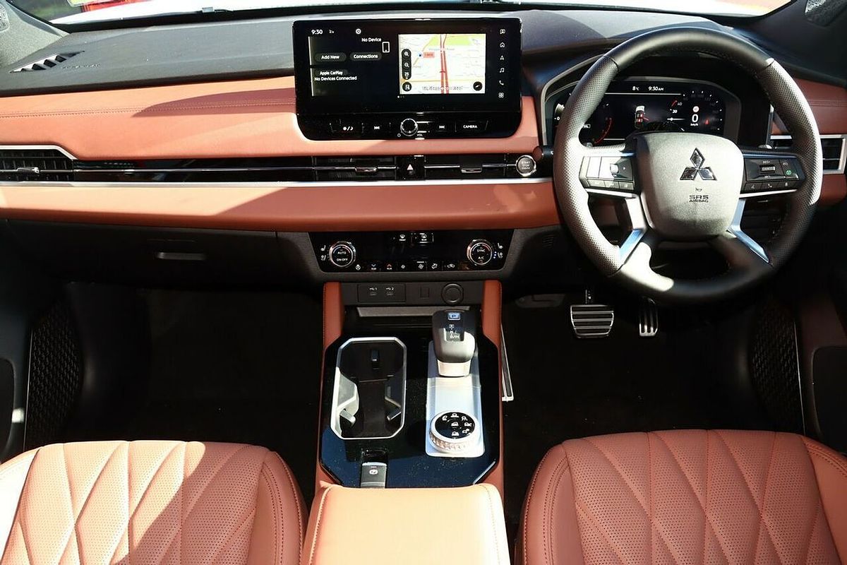 2025 Mitsubishi Outlander Exceed Tourer ZM