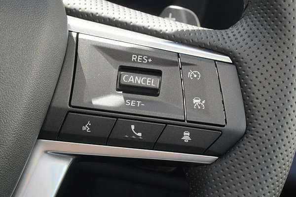 2025 Mitsubishi Outlander LS ZM