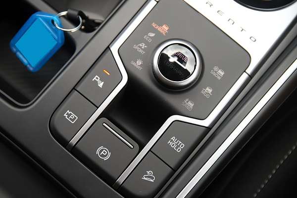 2025 Kia Sorento Sport MQ4 PE