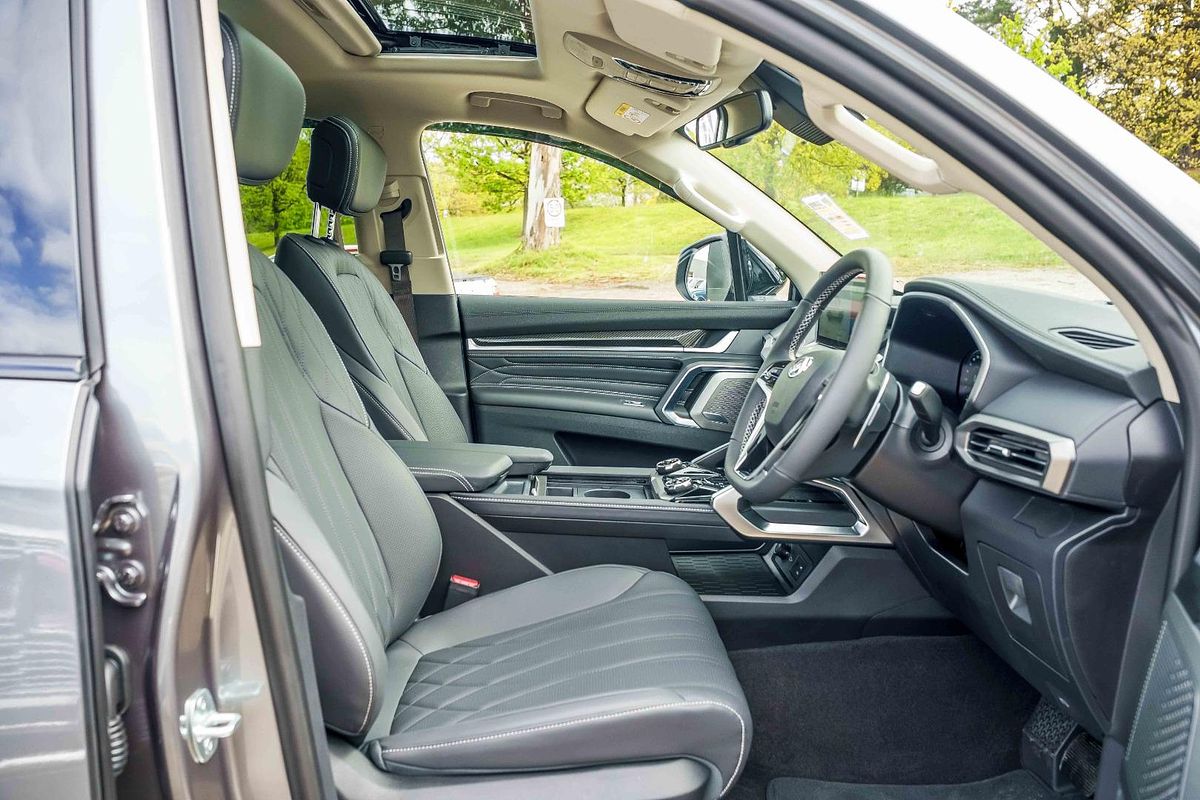 2025 LDV D90 Executive SV9A