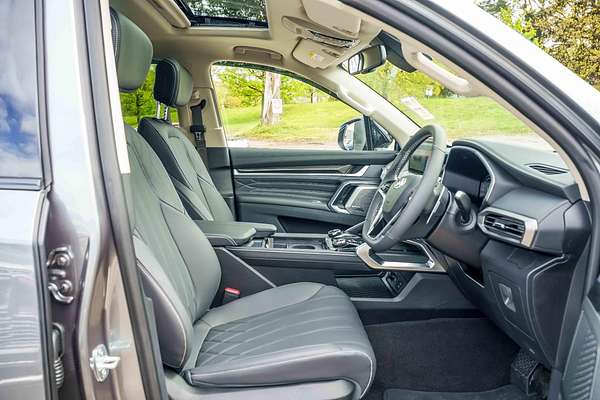 2025 LDV D90 Executive SV9A