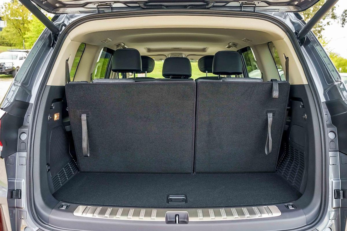 2025 LDV D90 Executive SV9A