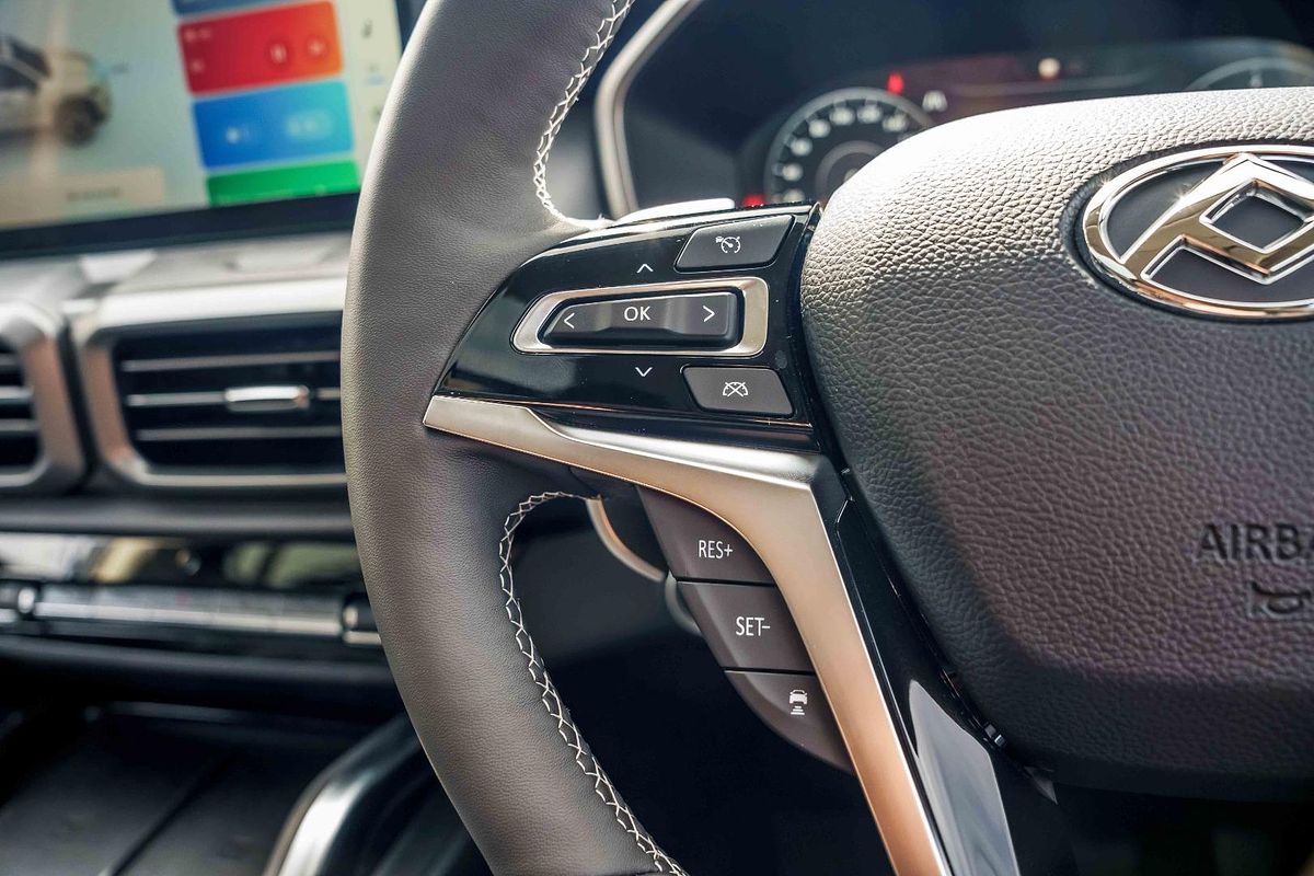 2025 LDV D90 Executive SV9A