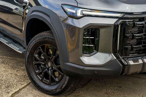 2025 LDV D90 Executive SV9A