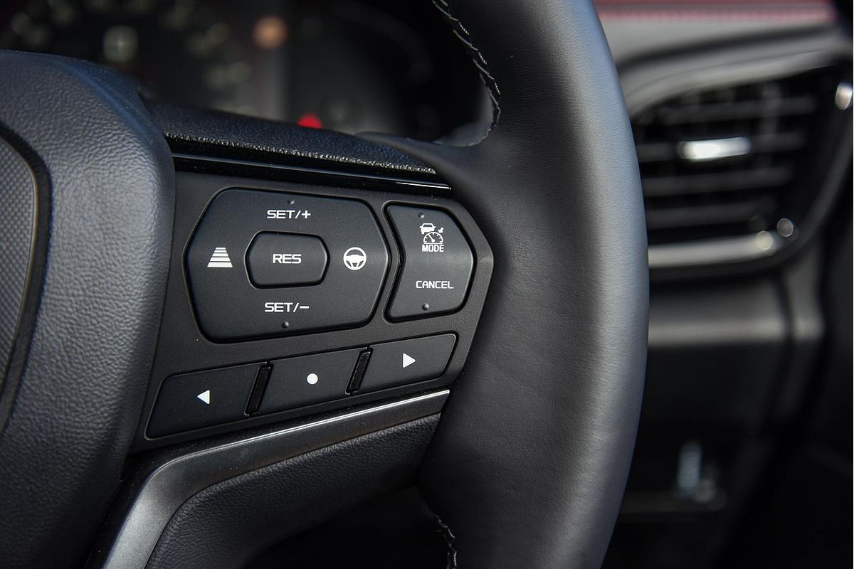 2025 Isuzu MU-X