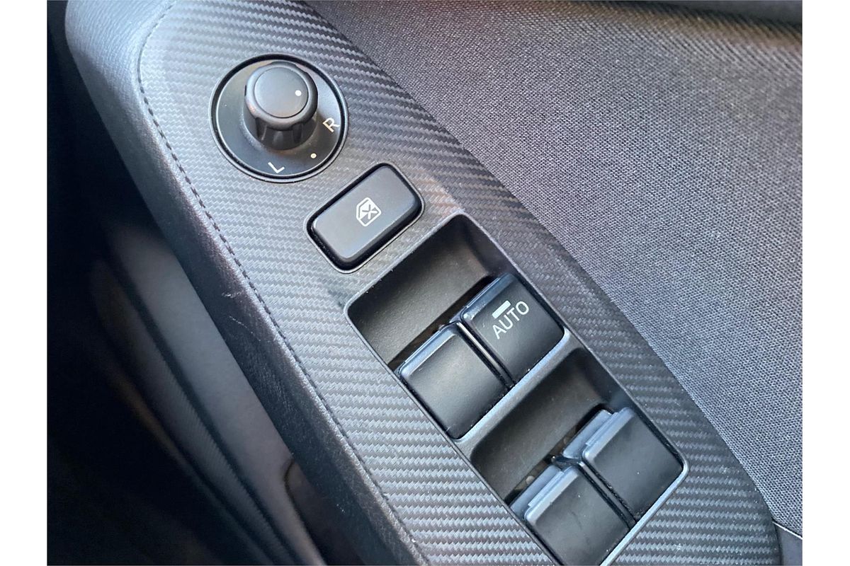 2016 Mazda 3 Neo BM5278