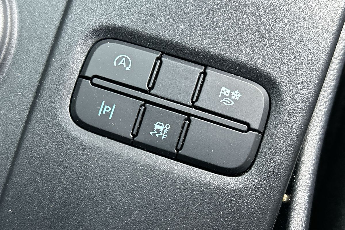 2025 Ford Everest Sport 2.0L