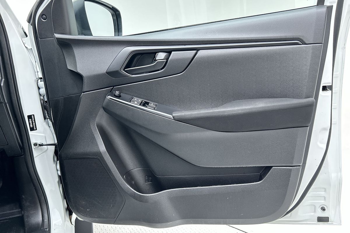 2023 Isuzu D-MAX SX High Ride Rear Wheel Drive