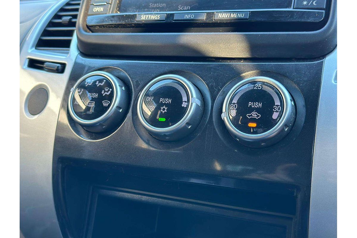 2013 Mitsubishi Challenger LS PC