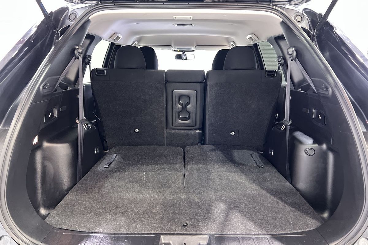2023 Mitsubishi Outlander LS Black Edition ZM