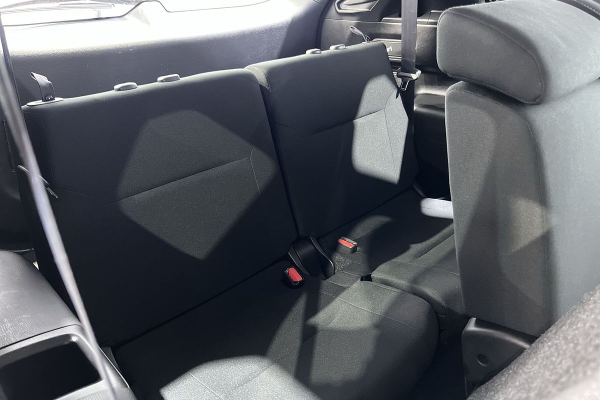 2023 Mitsubishi Outlander LS Black Edition ZM