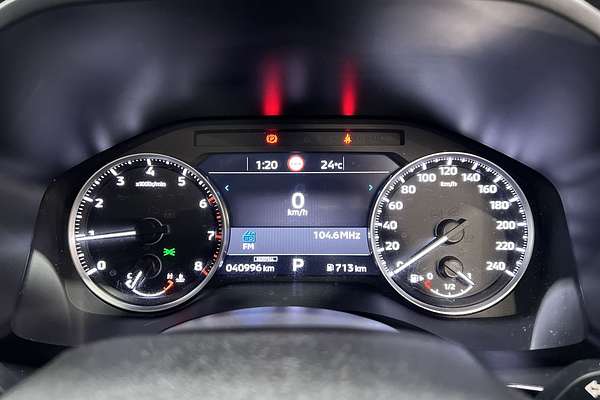 2023 Mitsubishi Outlander LS Black Edition ZM