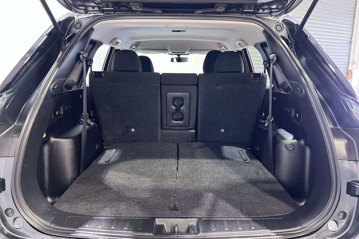 2023 Mitsubishi Outlander LS Black Edition ZM