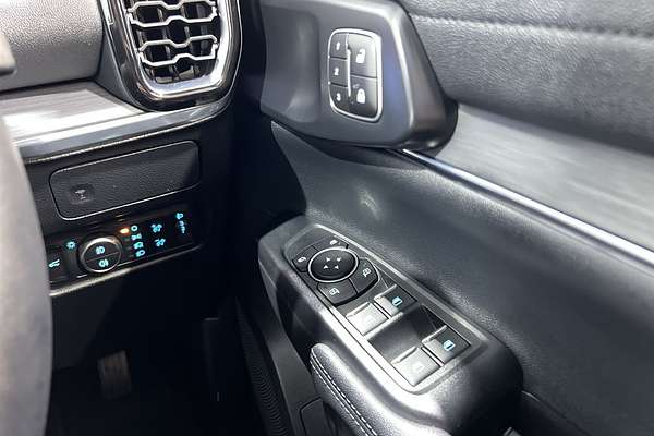 2025 Ford Everest Sport 2.0L