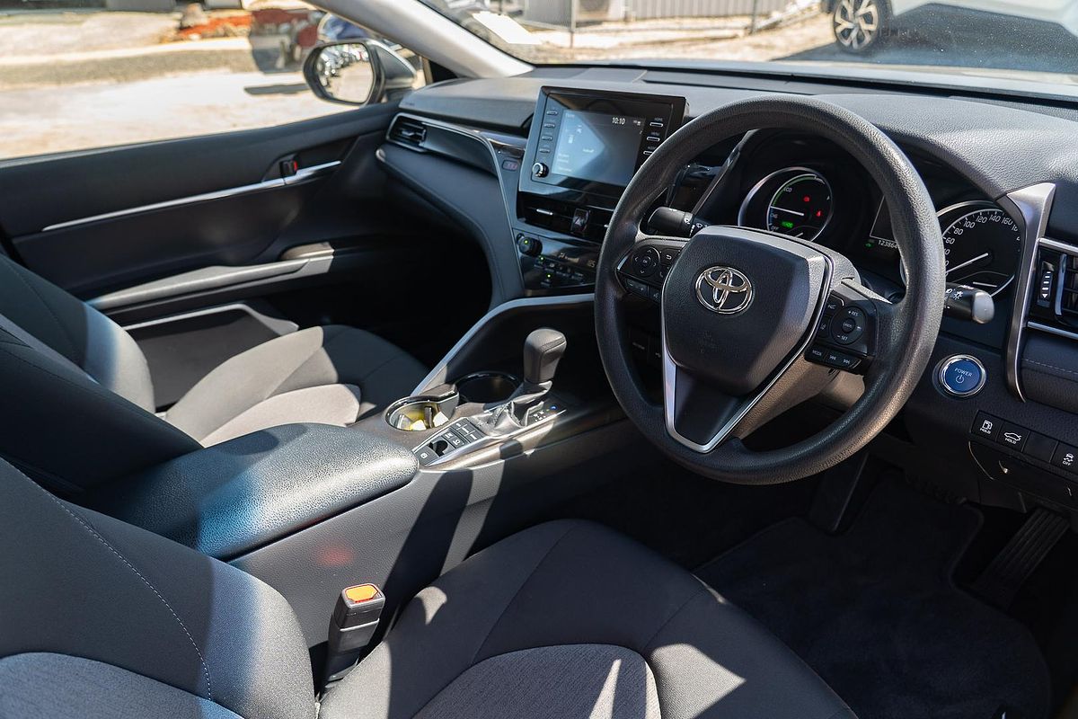 2024 Toyota Camry Ascent AXVH70R