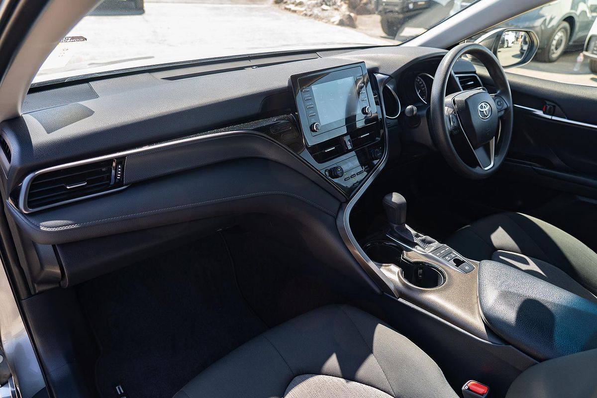 2024 Toyota Camry Ascent AXVH70R