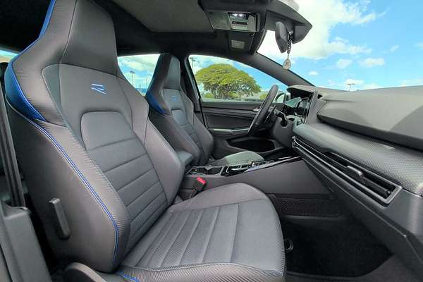 2024 Volkswagen Golf