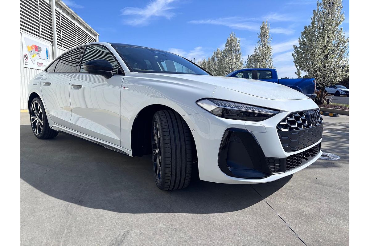 2025 Audi A5 TFSI 150kW S line B10