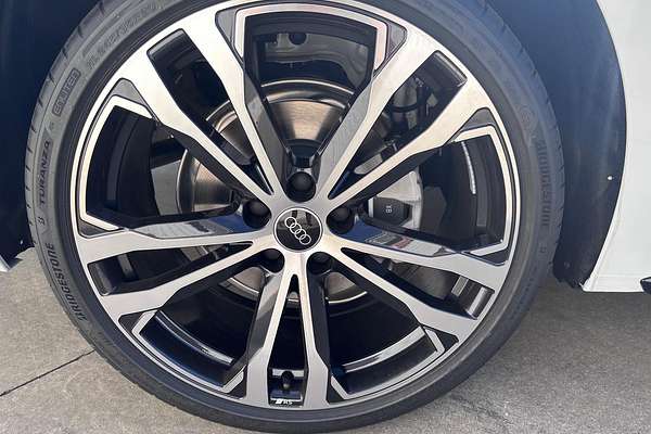 2025 Audi A5 TFSI 150kW S line B10