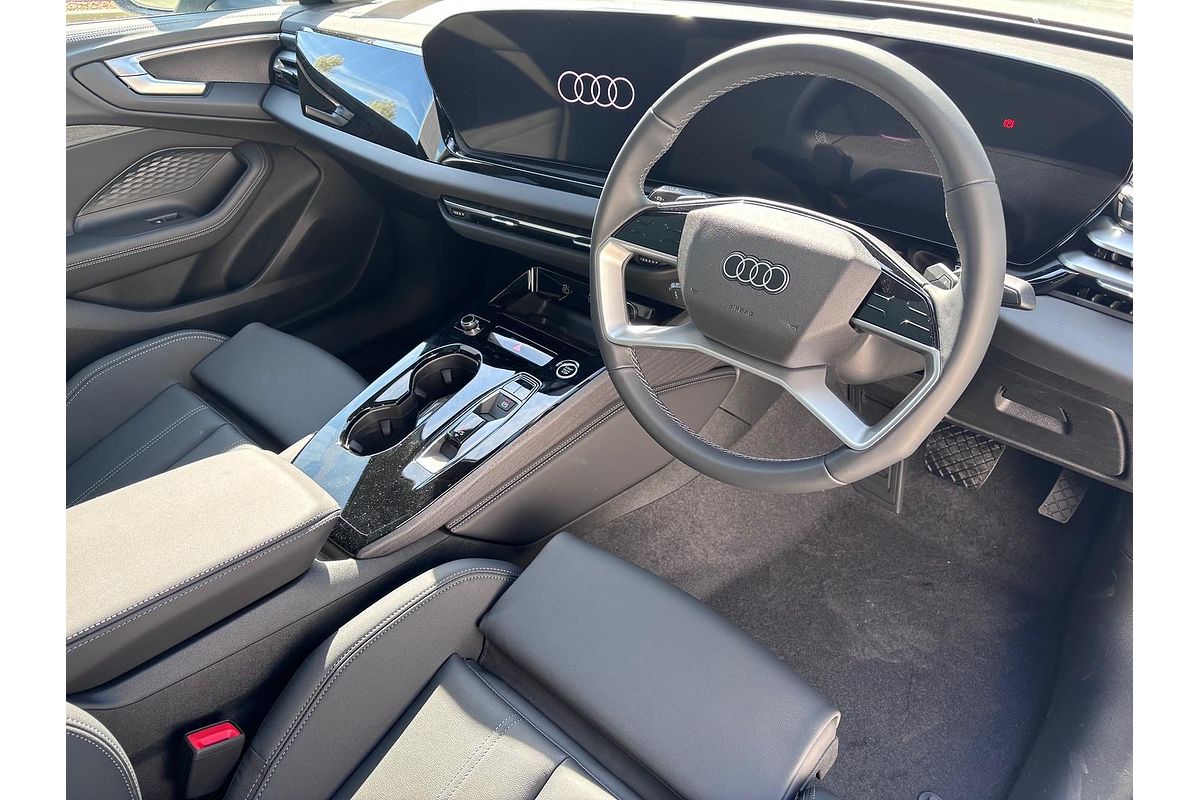 2025 Audi A5 TFSI 150kW S line B10