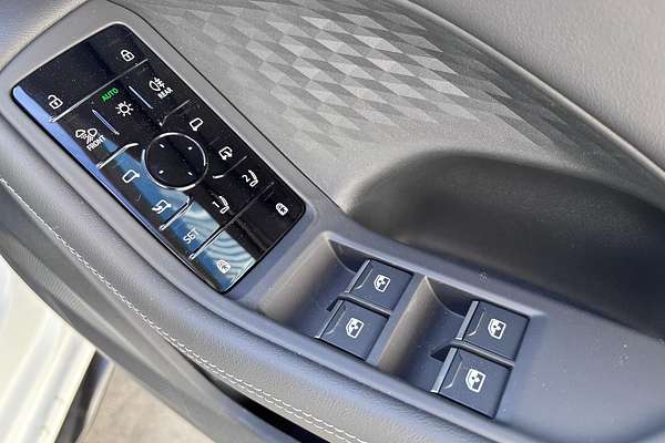 2025 Audi A5 TFSI 150kW S line B10