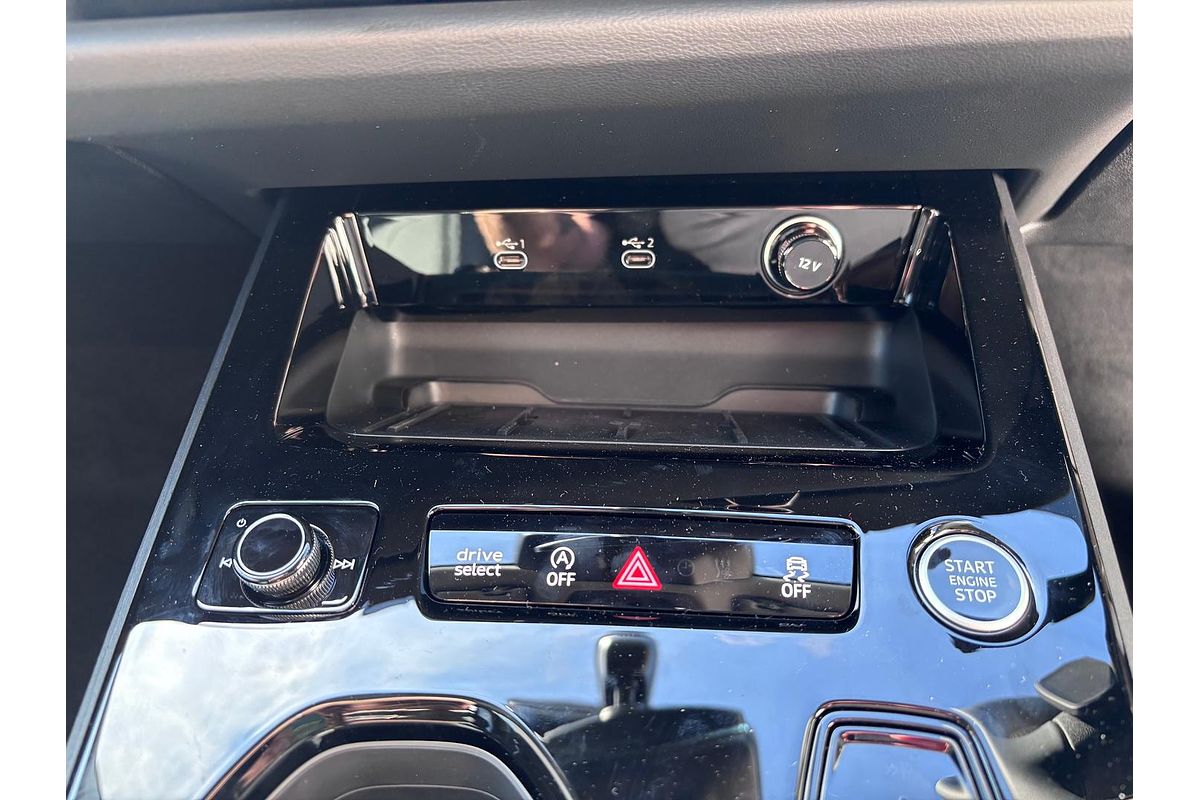 2025 Audi A5 TFSI 150kW S line B10