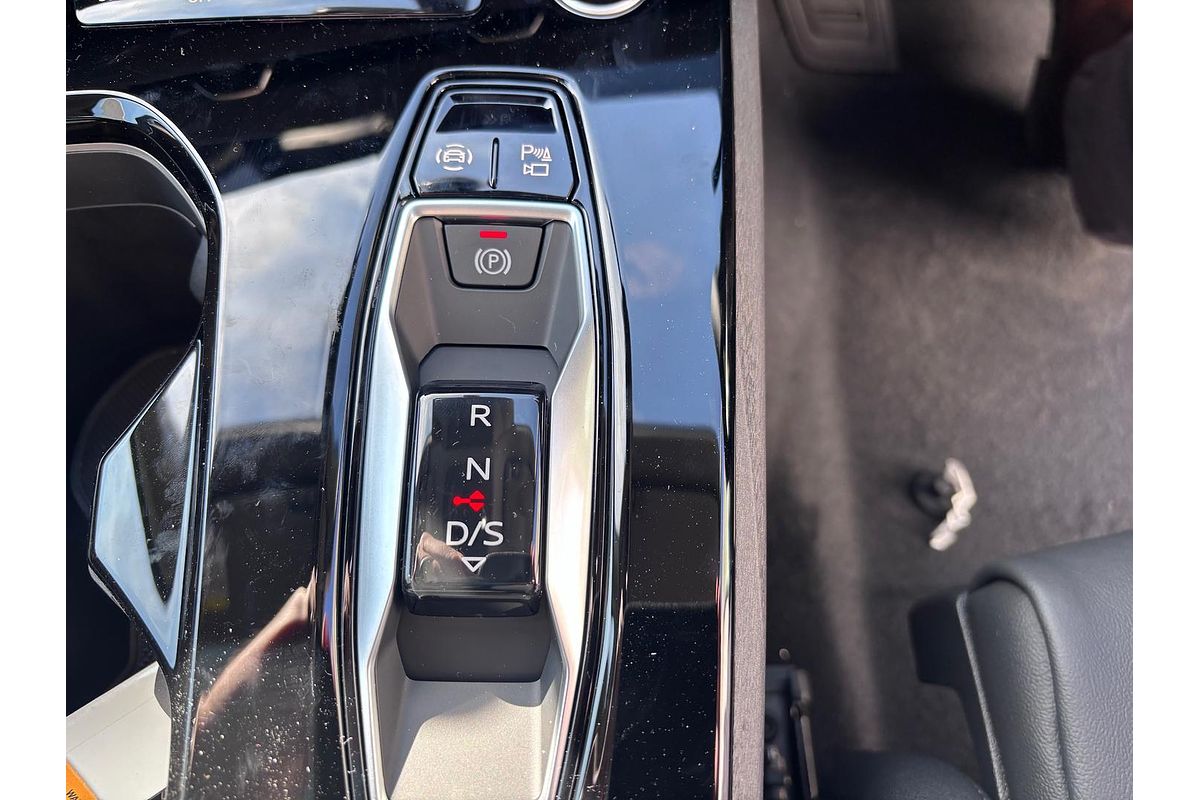 2025 Audi A5 TFSI 150kW S line B10