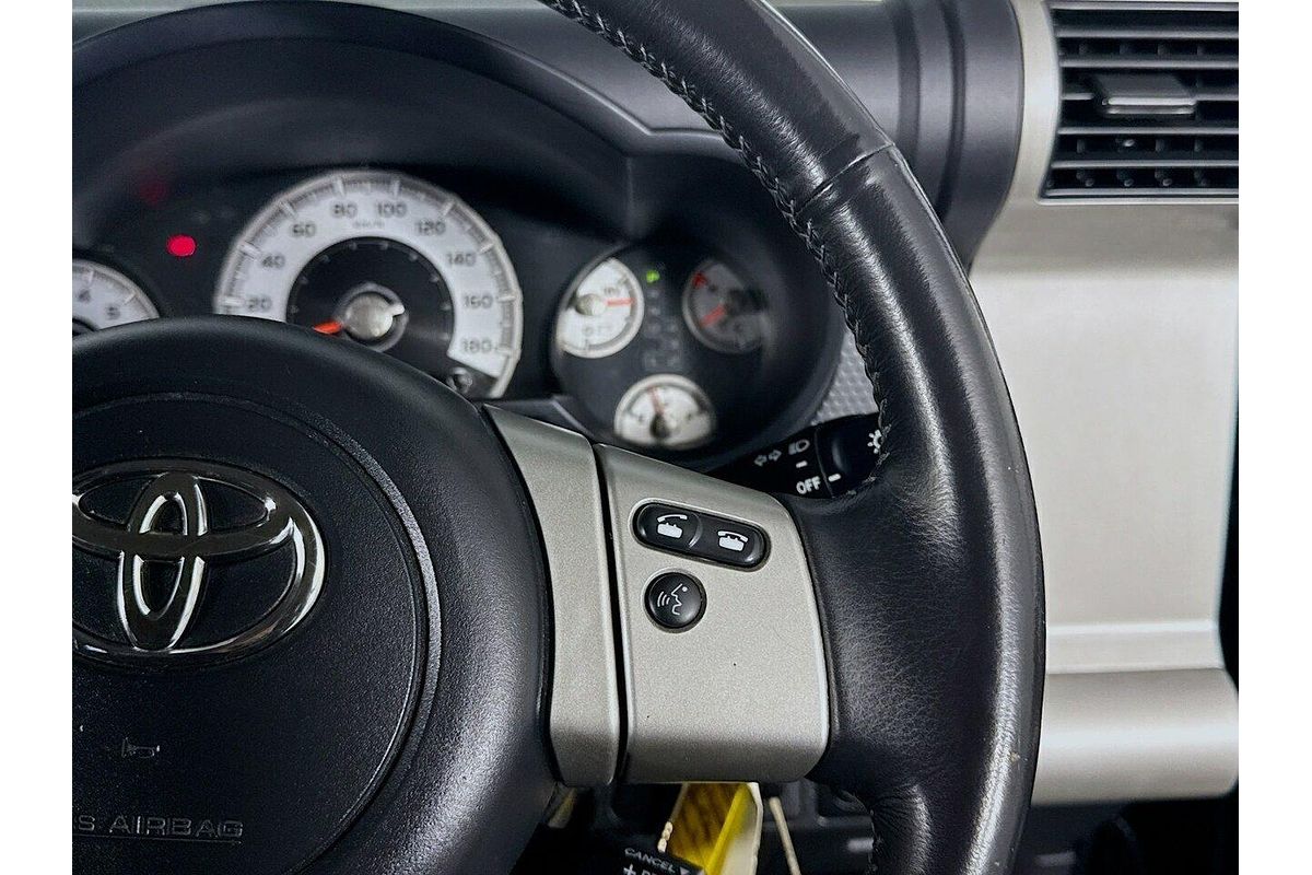 2016 Toyota FJ Cruiser GSJ15R