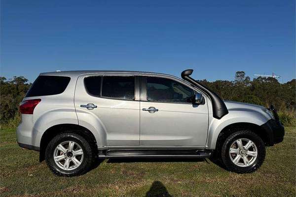 2016 Isuzu MU-X LS-U