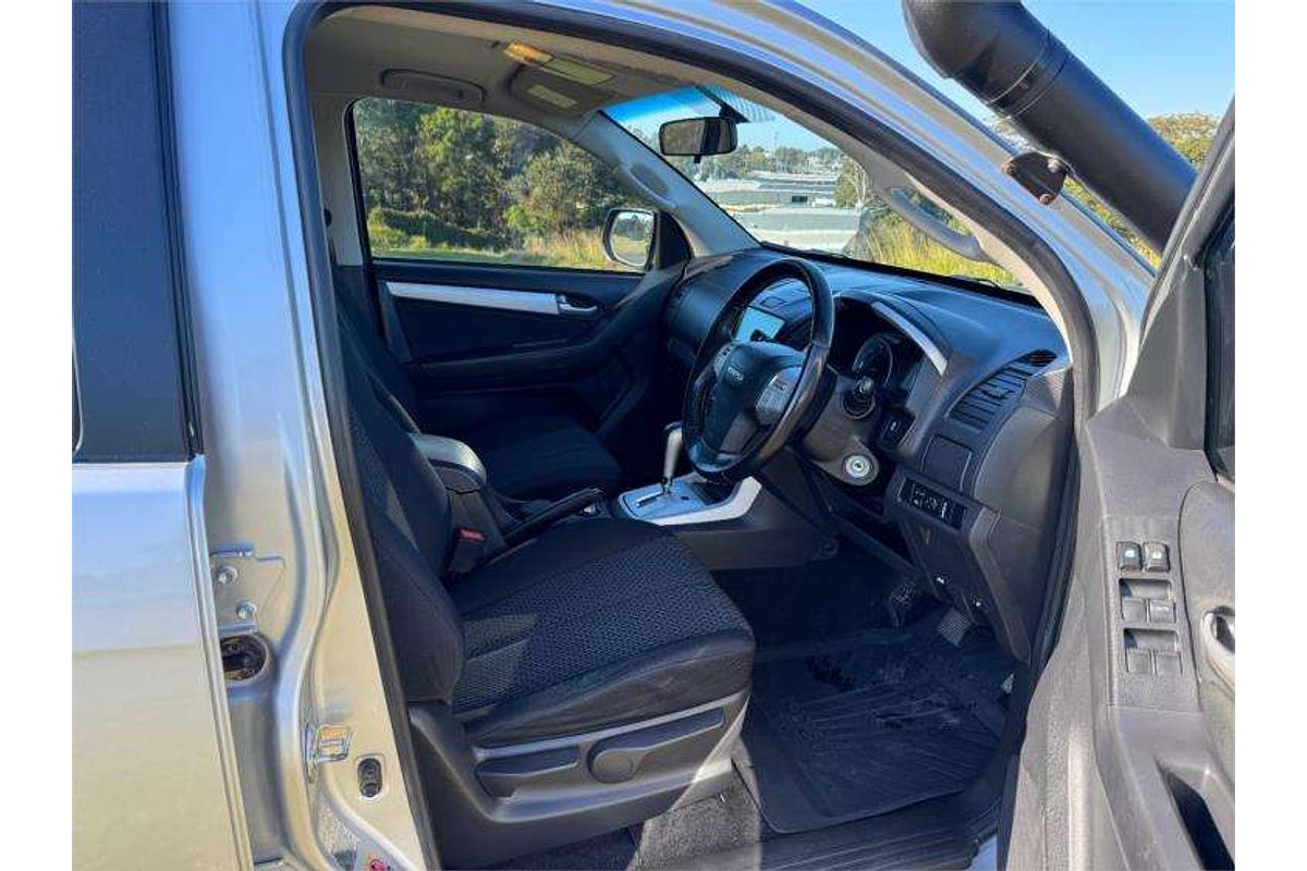 2016 Isuzu MU-X LS-U