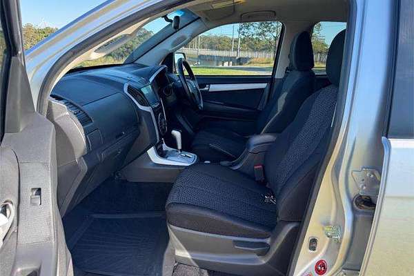 2016 Isuzu MU-X LS-U