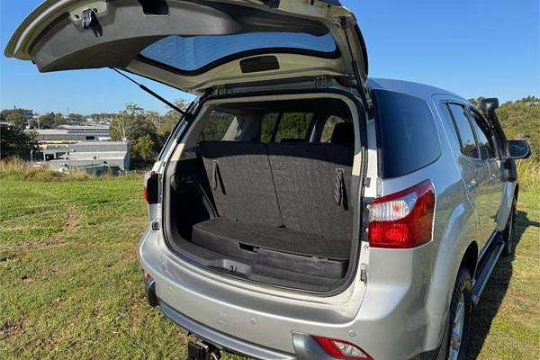 2016 Isuzu MU-X LS-U