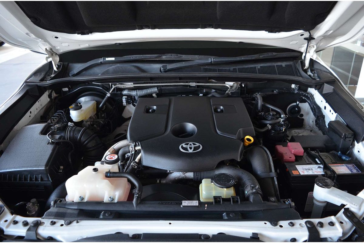 2019 Toyota Hilux Workmate GUN125R 4X4