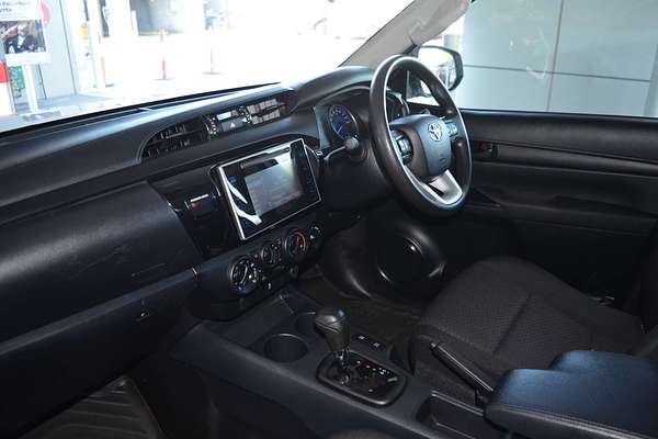 2019 Toyota Hilux Workmate GUN125R 4X4