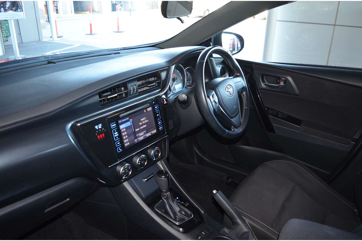 2018 Toyota Corolla Ascent Sport ZRE182R