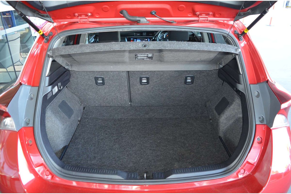 2018 Toyota Corolla Ascent Sport ZRE182R