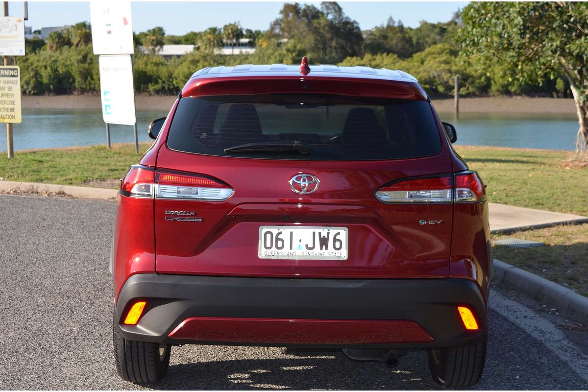2024 Toyota Corolla Cross GX MXGH10R