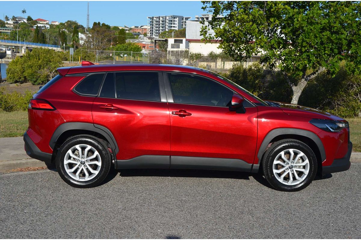 2024 Toyota Corolla Cross GX MXGH10R