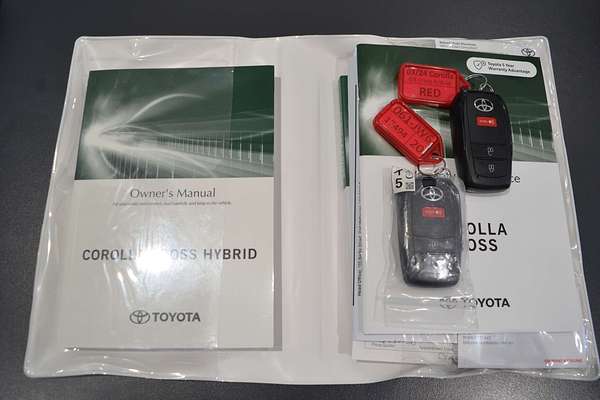 2024 Toyota Corolla Cross GX MXGH10R