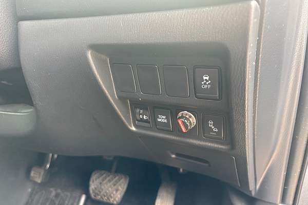 2019 Nissan Pathfinder ST R52 Series III