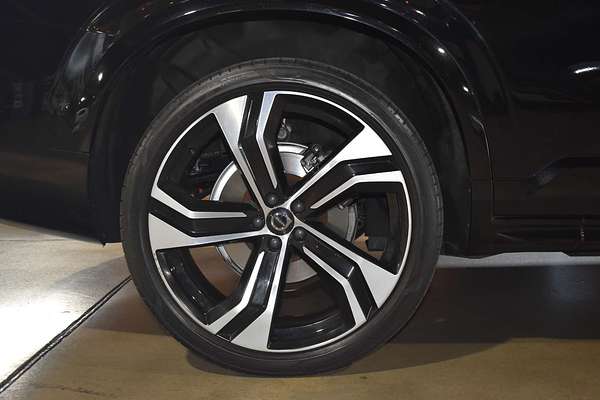2020 Volvo XC90 T6 R-Design