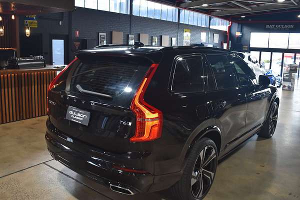 2020 Volvo XC90 T6 R-Design