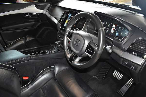 2020 Volvo XC90 T6 R-Design