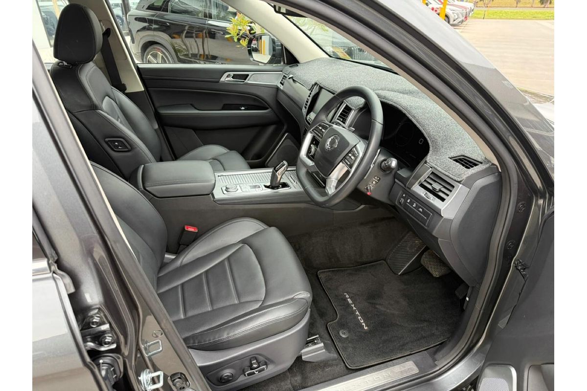 2023 SsangYong Rexton ELX Y450