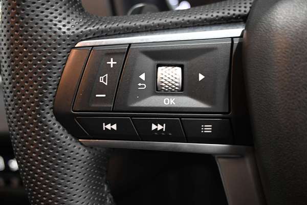 2023 Mitsubishi Outlander LS ZM