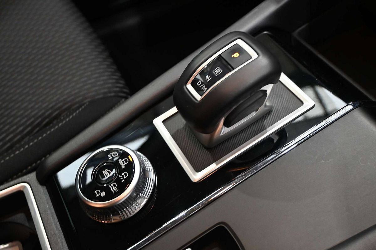 2023 Mitsubishi Outlander LS ZM