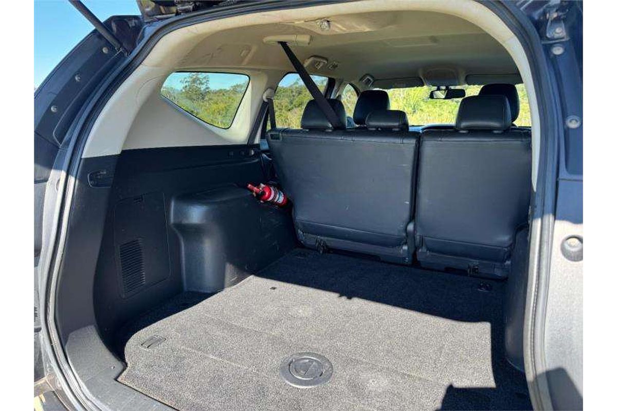 2016 Mitsubishi Pajero GLS NX