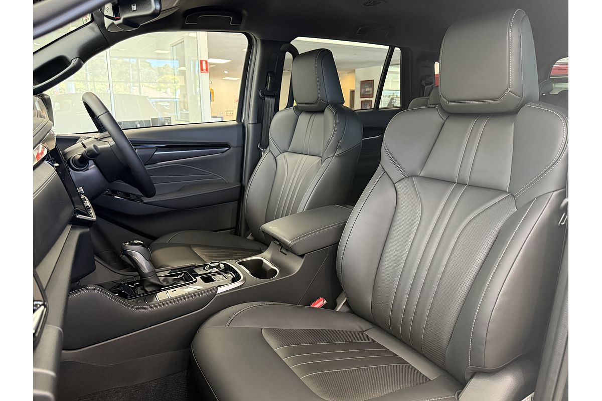 2025 Isuzu MU-X LS-T